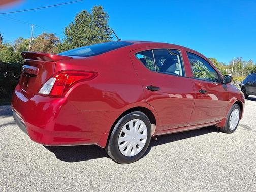 2018 Nissan Versa 1.6 S+