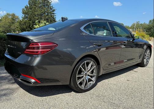2024 Genesis G70 2.5T AWD