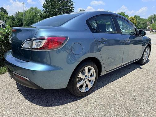 Gunmetal Blue 2010 Mazda Mazda3 i Touring