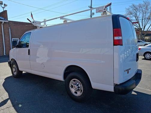 2020 Chevrolet Express 2500 RWD 2500 Regular Wheelbase WT