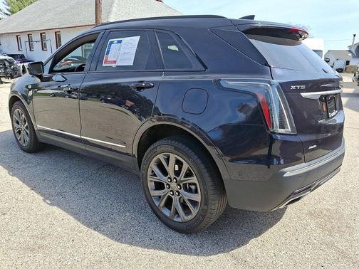Dark Moon Blue Metallic 2021 Cadillac XT5 Sport