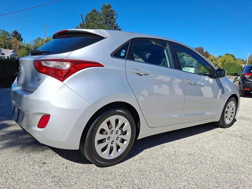 2016 Hyundai Elantra GT Base