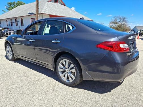 Slate 2011 INFINITI M37x Base