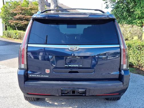 2017 Cadillac Escalade Premium Luxury