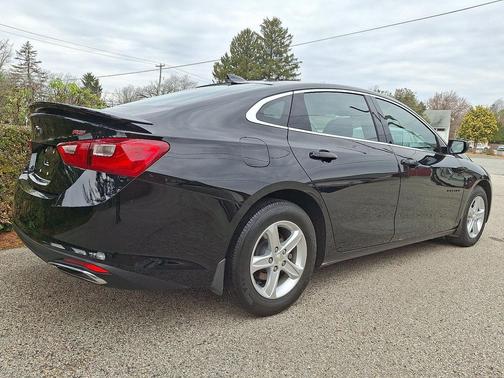 2020 Chevrolet Malibu FWD RS