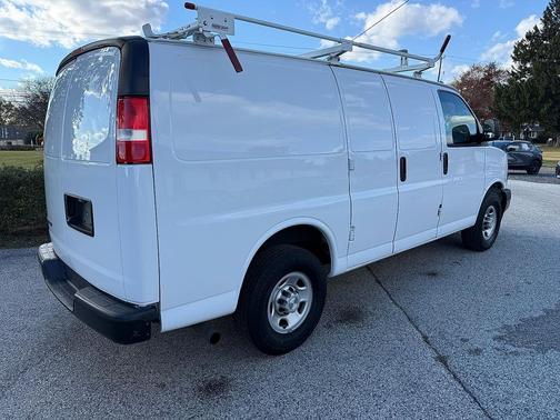 2020 Chevrolet Express 2500 RWD 2500 Regular Wheelbase WT