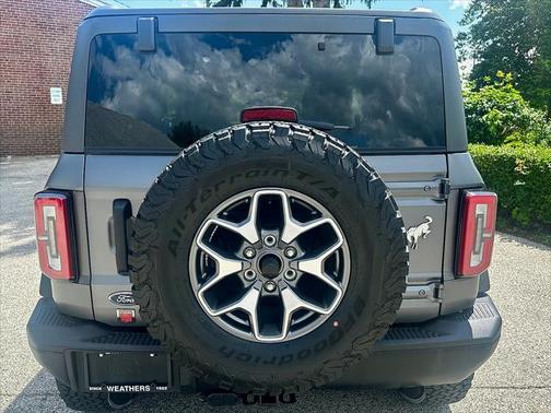 2023 Ford Bronco Badlands