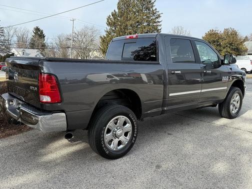 2018 RAM 2500 Big Horn Crew Cab 4x4 6'4' Box