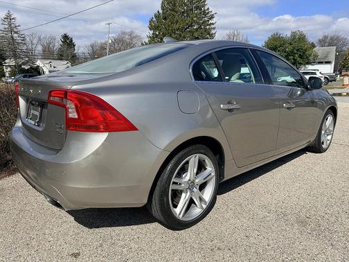 2016 Volvo S60 T5 Premier