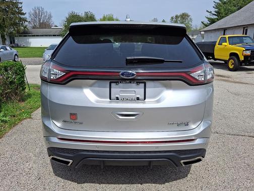 Ingot Silver 2018 Ford Edge Sport