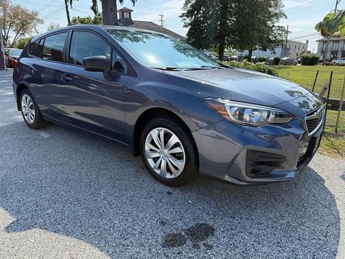 2017 Subaru Impreza 2.0i