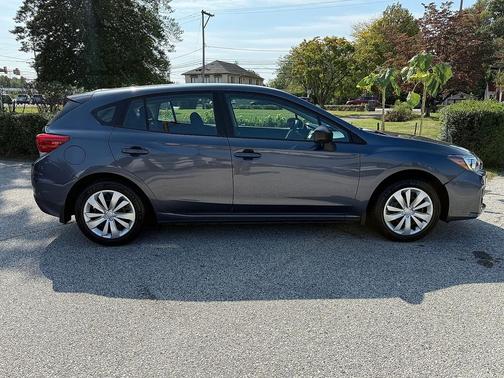 2017 Subaru Impreza 2.0i