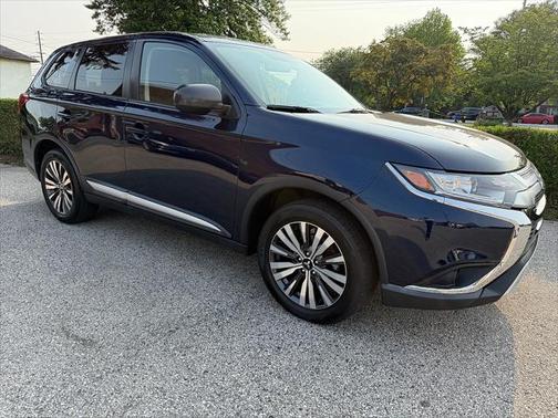 2019 Mitsubishi Outlander ES