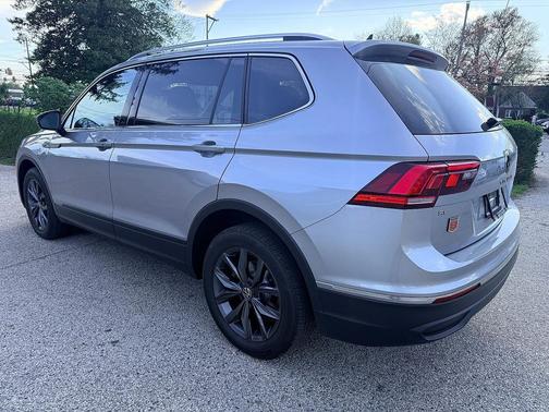 2022 Volkswagen Tiguan 2.0T SE 4MOTION