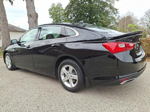 2020 Chevrolet Malibu FWD RS
