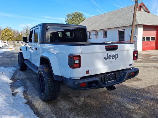 2020 Jeep Gladiator Overland