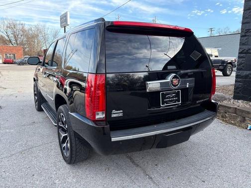 2009 Cadillac Escalade Base