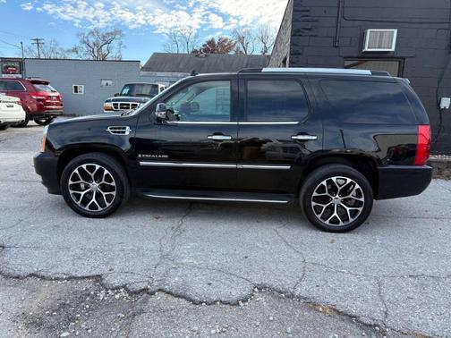 2009 Cadillac Escalade Base