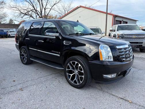 2009 Cadillac Escalade Base