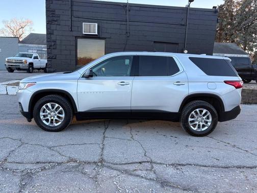 2021 Chevrolet Traverse LS