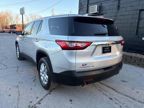 2021 Chevrolet Traverse LS
