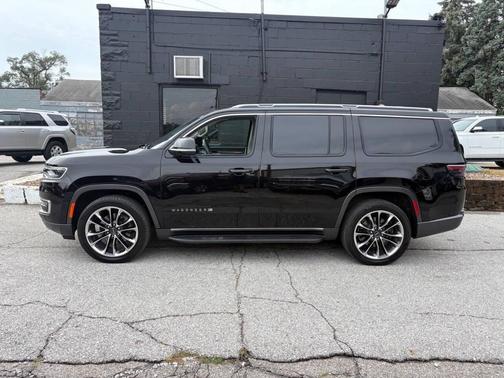 2022 Jeep Wagoneer Series II 4x4