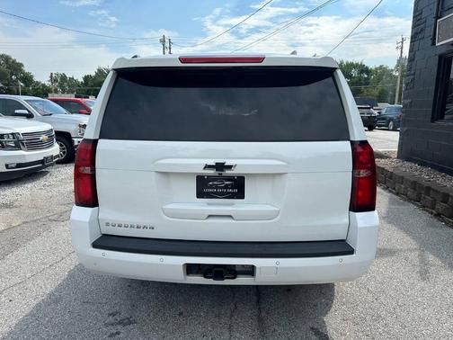 2017 Chevrolet Suburban LT