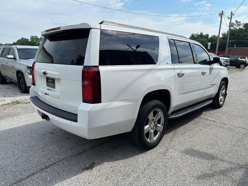 2017 Chevrolet Suburban LT