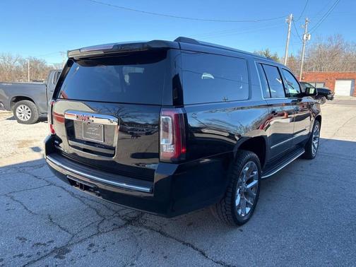 2017 GMC Yukon XL Denali