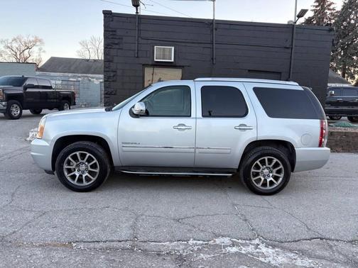 2012 GMC Yukon Denali