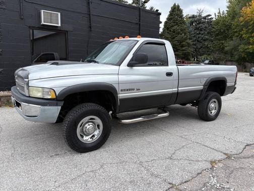 2001 Dodge Ram 2500 Base