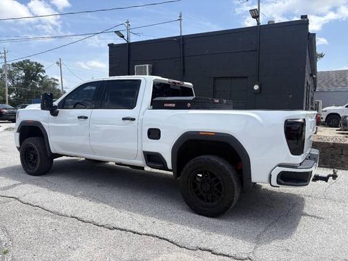 Summit White 2022 GMC Sierra 2500 Denali
