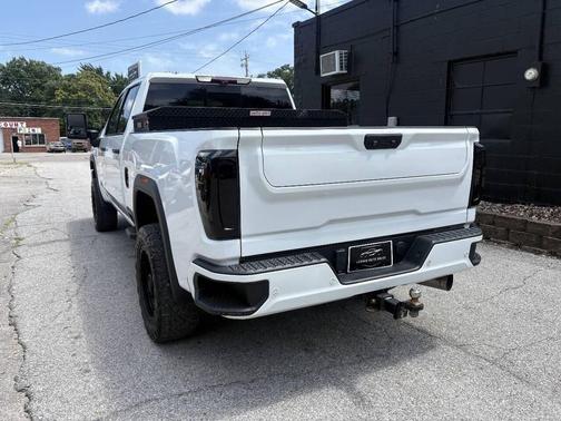 Summit White 2022 GMC Sierra 2500 Denali