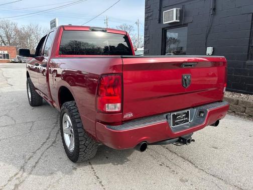 Deep Cherry Red Crystal Pearlcoat 2014 RAM 1500 Tradesman/Express
