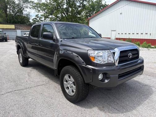 Magnetic Gray Metallic 2011 Toyota Tacoma Double Cab