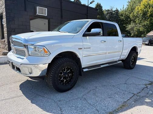 2015 RAM 1500 Laramie
