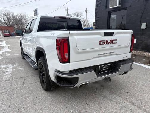 2020 GMC Sierra 1500 SLT