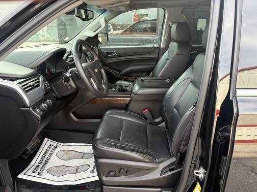 2017 Chevrolet Suburban LT