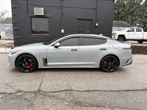 2020 Kia Stinger GT2