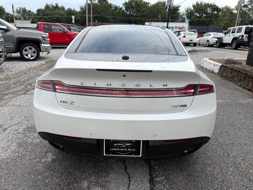 2015 Lincoln MKZ Base