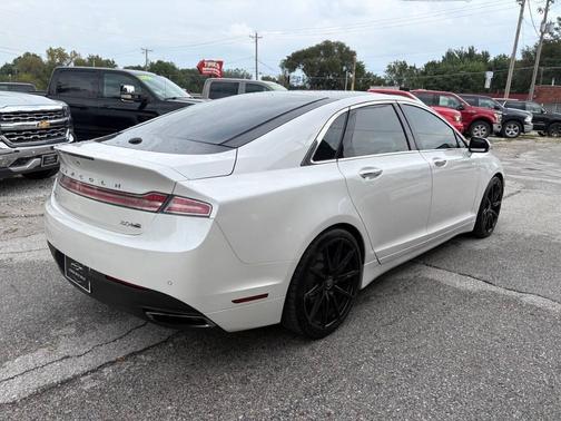 2015 Lincoln MKZ Base
