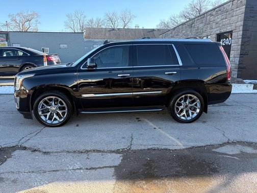 2015 Cadillac Escalade Luxury