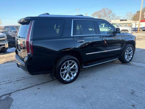2015 Cadillac Escalade Luxury