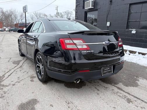 2017 Ford Taurus SHO