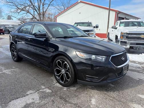 2017 Ford Taurus SHO
