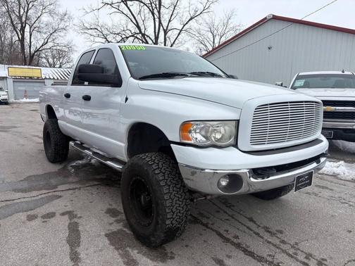 Bright White Clearcoat 2005 Dodge Ram 2500 SLT Quad Cab