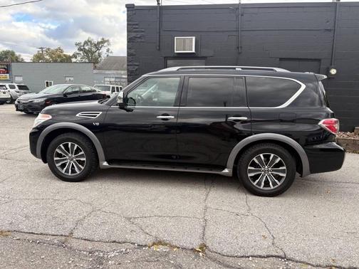 2017 Nissan Armada SL