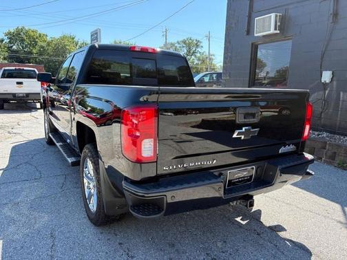 2017 Chevrolet Silverado 1500 High Country