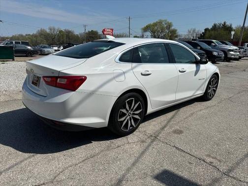2017 Chevrolet Malibu 1LT