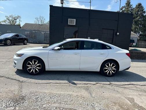 2017 Chevrolet Malibu 1LT
